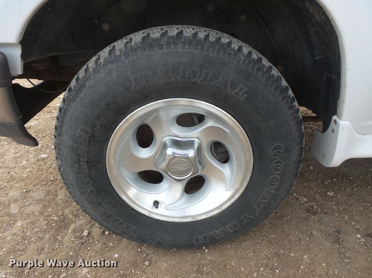 image for item DB8034 1998 Ford Explorer SUV