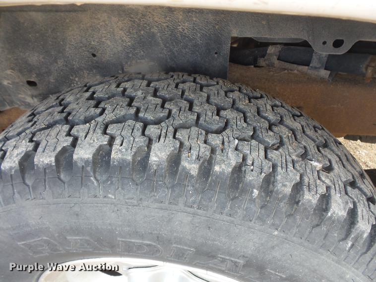 image for item DB8034 1998 Ford Explorer SUV