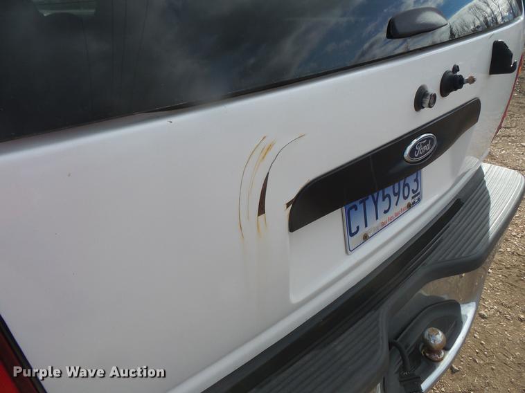 image for item DB8034 1998 Ford Explorer SUV