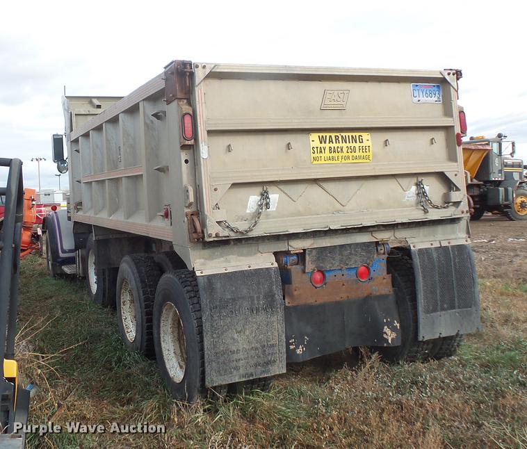 image for item DB8035 1980 Peterbilt 359 S19 dump truck
