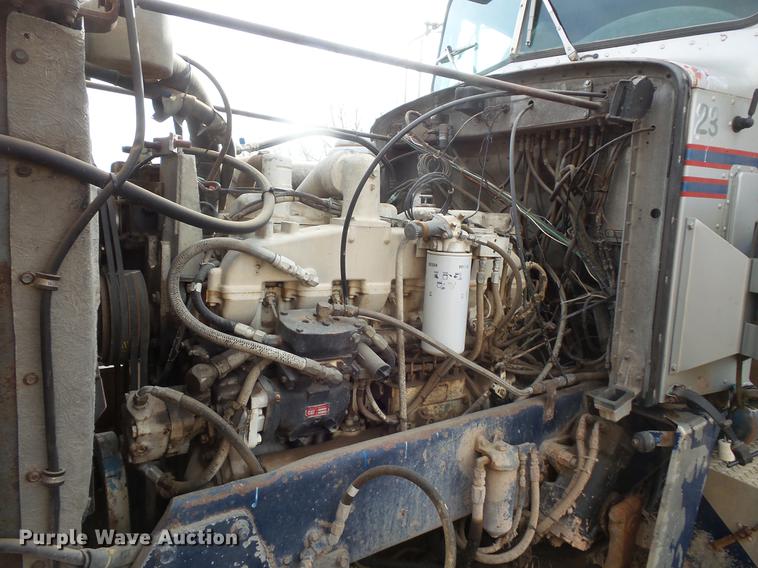 image for item DB8035 1980 Peterbilt 359 S19 dump truck