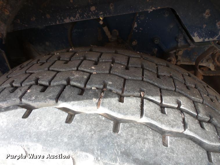 image for item DB8035 1980 Peterbilt 359 S19 dump truck