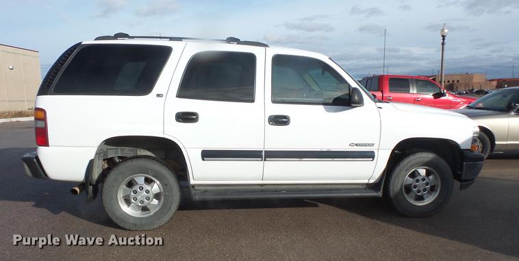 image for item DB8038 2001 Chevrolet Tahoe SUV