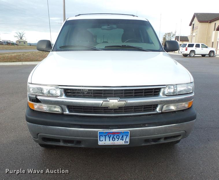 image for item DB8038 2001 Chevrolet Tahoe SUV