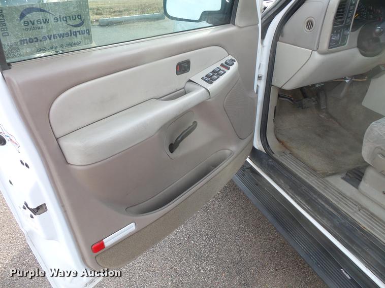 image for item DB8038 2001 Chevrolet Tahoe SUV