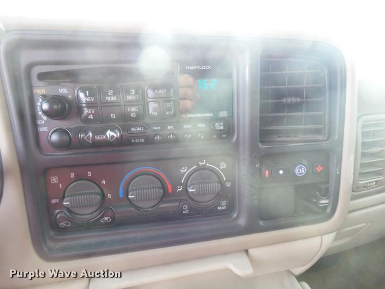 image for item DB8038 2001 Chevrolet Tahoe SUV