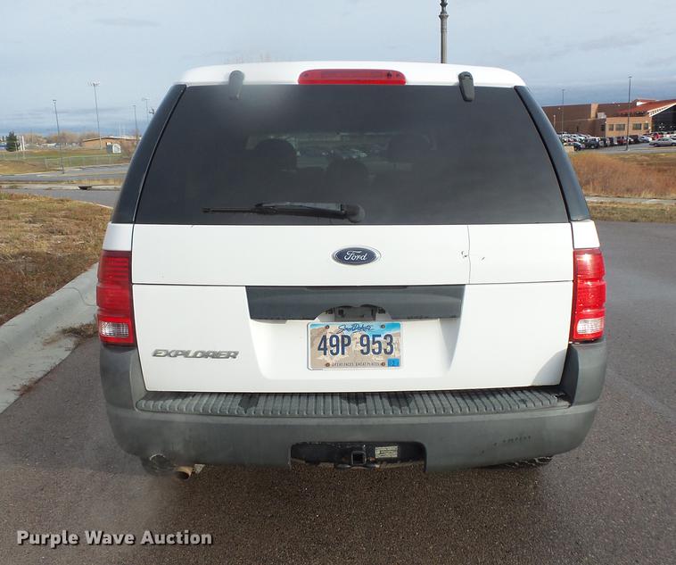 image for item DB8039 2004 Ford Explorer SUV