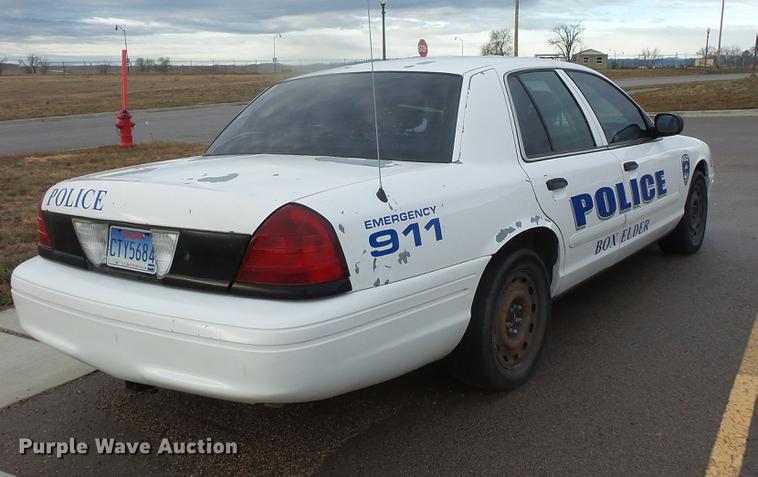 image for item DB8040 2005 Ford Crown Victoria Police Interceptor