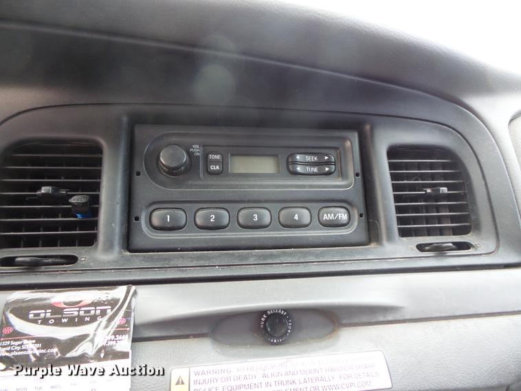 image for item DB8040 2005 Ford Crown Victoria Police Interceptor