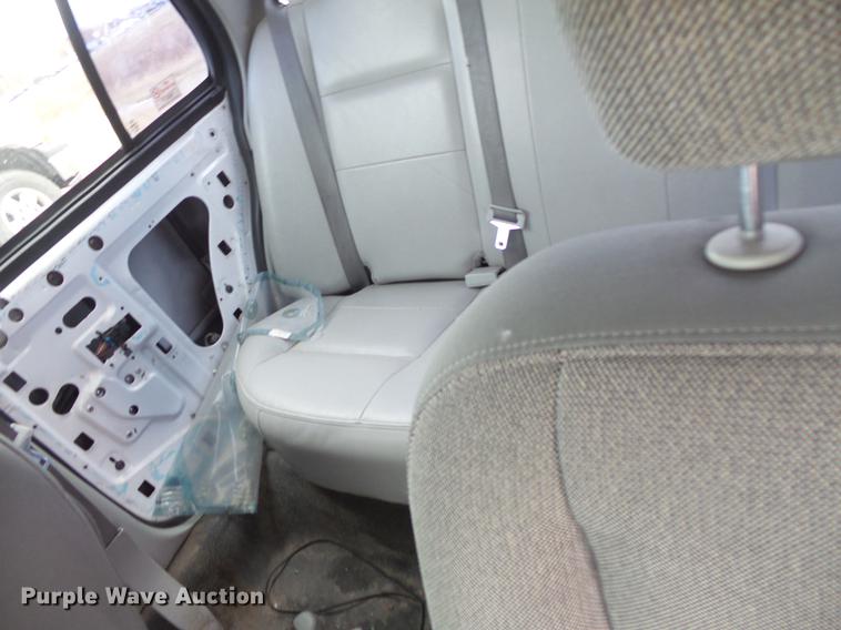 image for item DB8040 2005 Ford Crown Victoria Police Interceptor