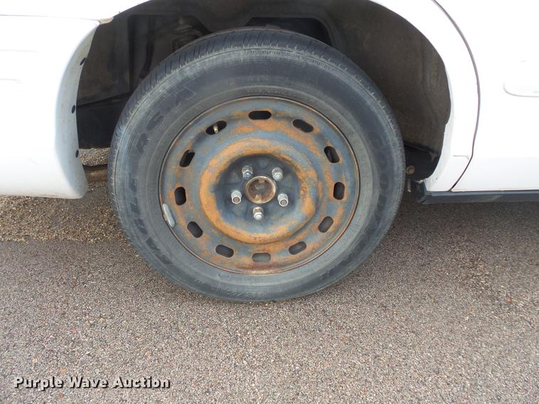 image for item DB8040 2005 Ford Crown Victoria Police Interceptor