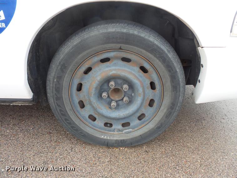 image for item DB8040 2005 Ford Crown Victoria Police Interceptor