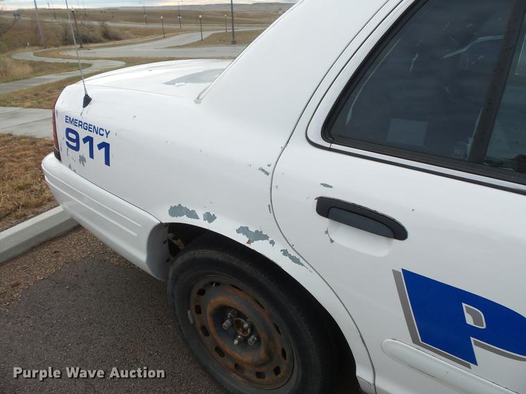 image for item DB8040 2005 Ford Crown Victoria Police Interceptor