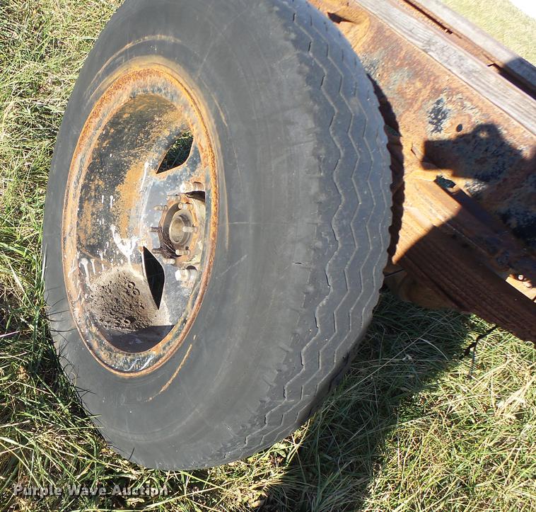 image for item DB9868 1969 Ford 600 truck cab and chassis