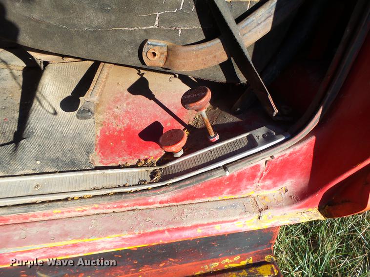 image for item DB9868 1969 Ford 600 truck cab and chassis