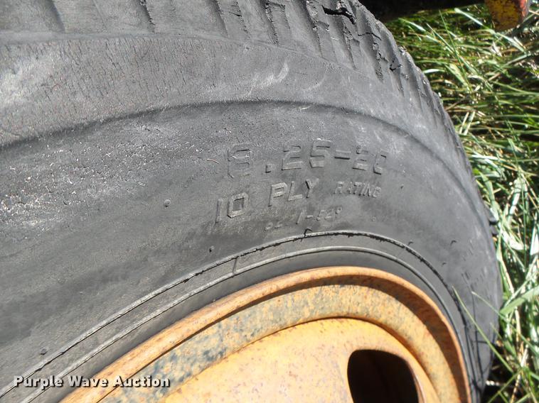 image for item DB9868 1969 Ford 600 truck cab and chassis