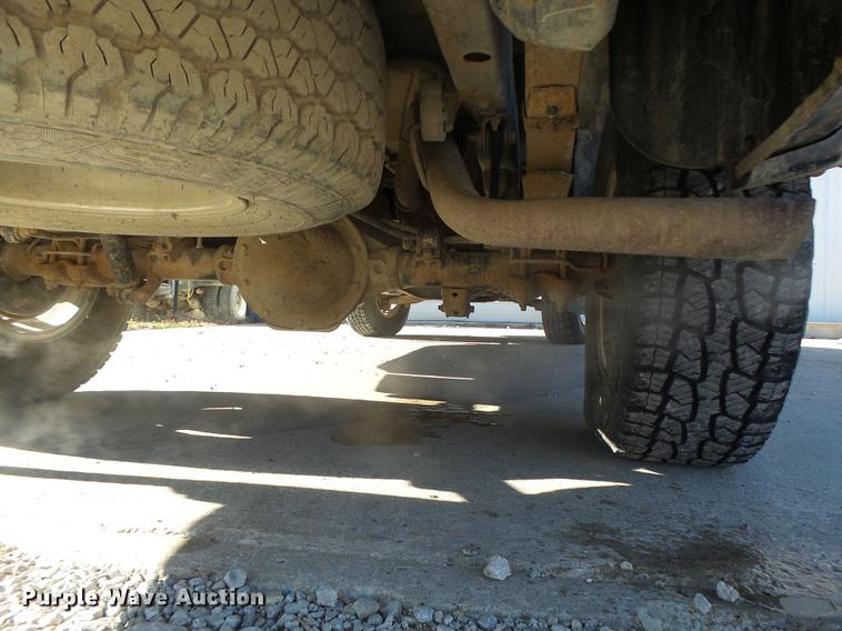 image for item DB9872 1999 Dodge Dakota Club Cab pickup truck