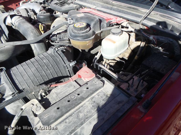 image for item DB9874 2006 Ford F350 Super Duty SuperCab flatbed pickup truck