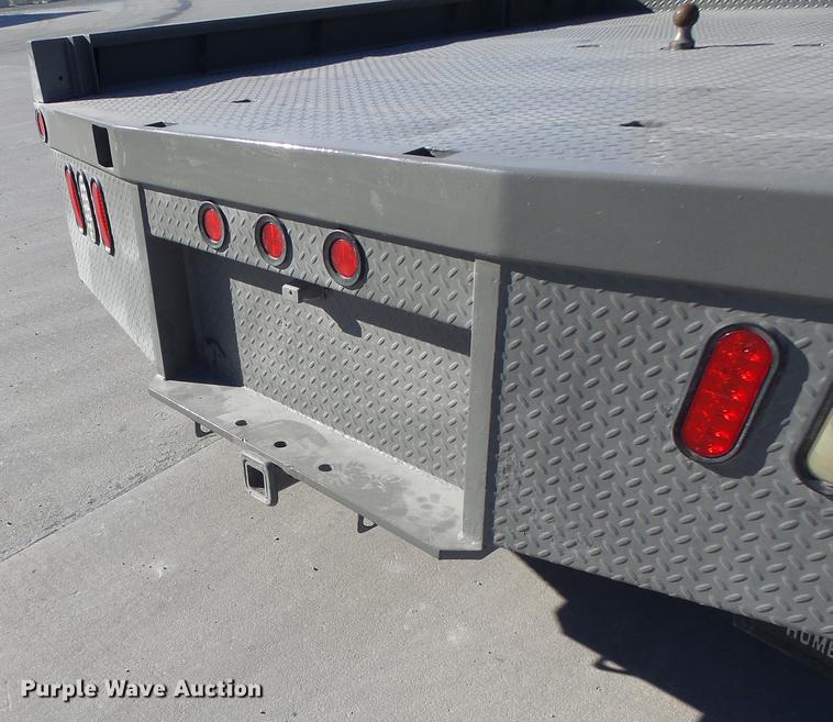 image for item DB9888 2006 Ford F350 Super Duty flatbed pickup truck