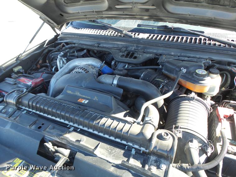 image for item DB9888 2006 Ford F350 Super Duty flatbed pickup truck