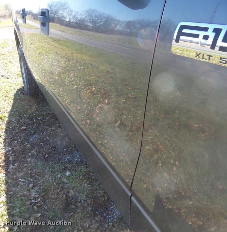 image for item DB9902 2007 Ford F150 SuperCrew pickup truck