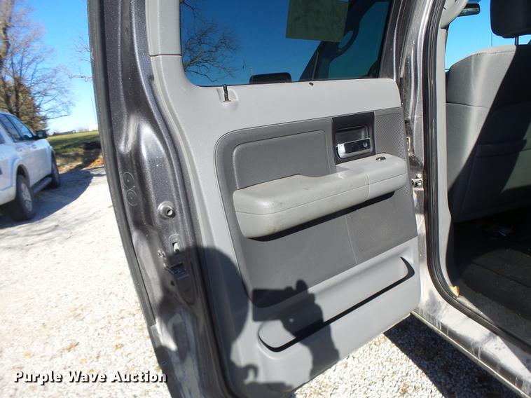 image for item DB9902 2007 Ford F150 SuperCrew pickup truck