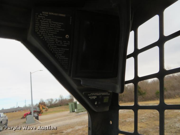 image for item DC0773 1995 Bobcat 853 skid steer