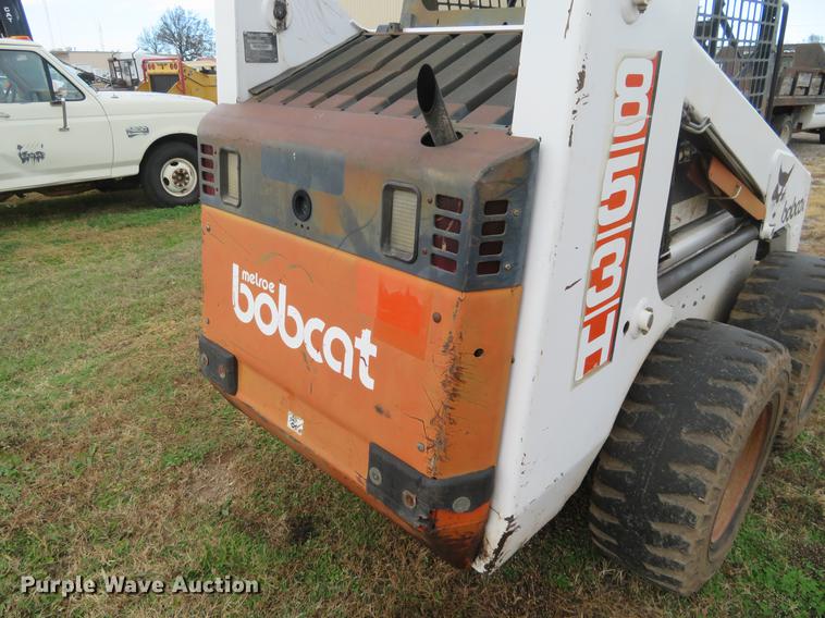 image for item DC0773 1995 Bobcat 853 skid steer