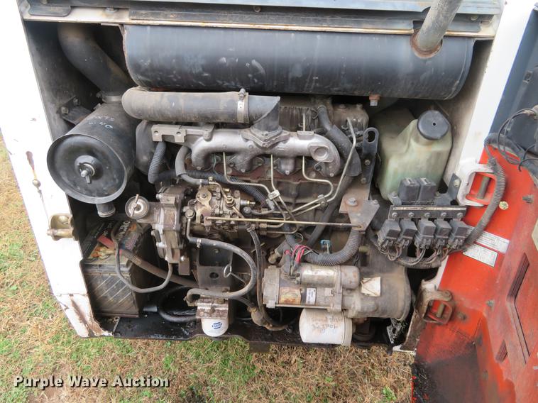 image for item DC0773 1995 Bobcat 853 skid steer