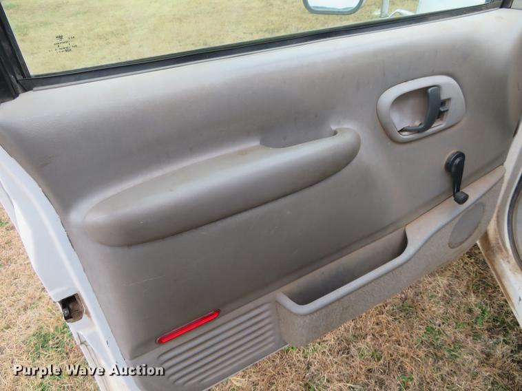 image for item DC0774 1997 Chevrolet 3500 flatbed pickup truck