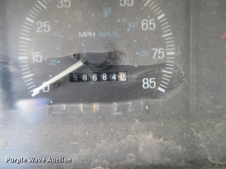 image for item DC0775 1991 Ford F350 flatbed pickup truck