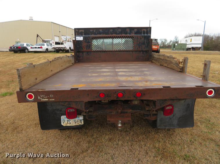 image for item DC0775 1991 Ford F350 flatbed pickup truck