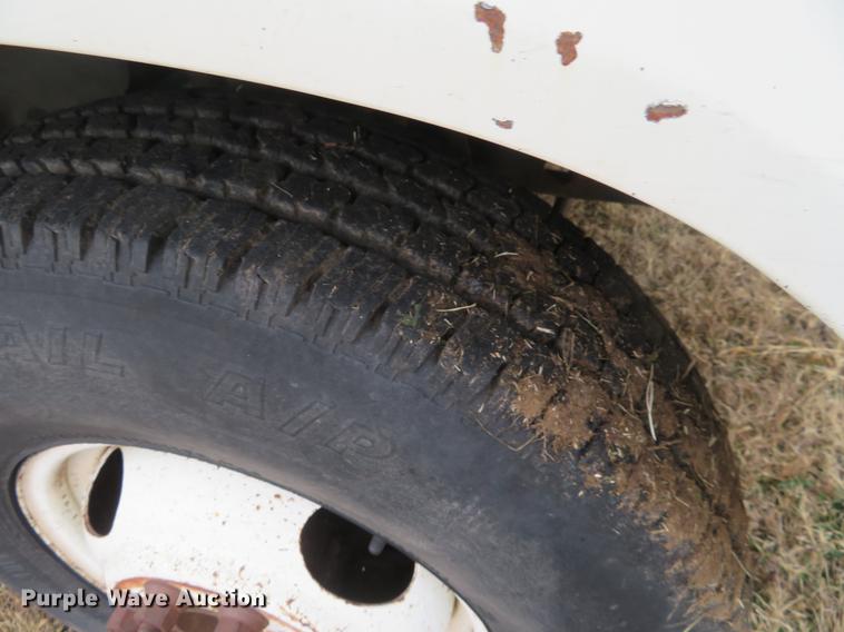 image for item DC0775 1991 Ford F350 flatbed pickup truck