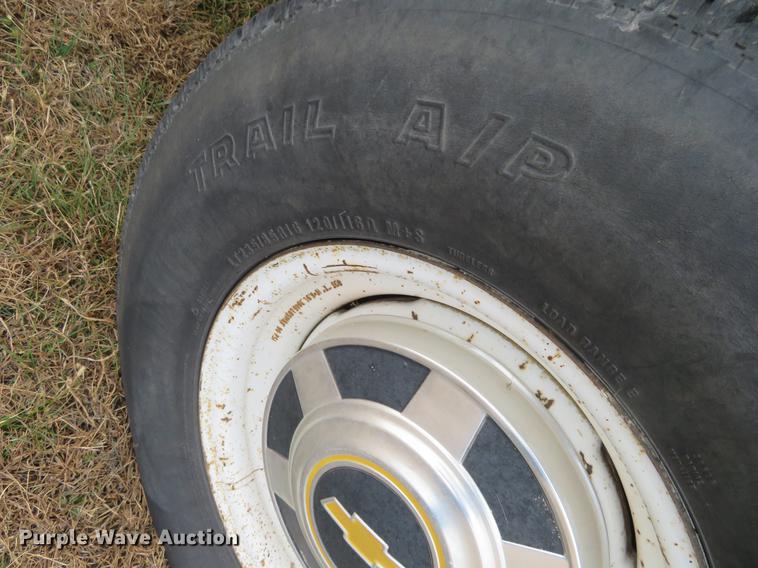 image for item DC0777 1989 Chevrolet 3500 utility bed pickup truck