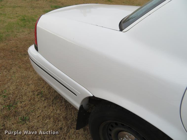 image for item DC0778 2000 Ford Crown Victoria Police Interceptor