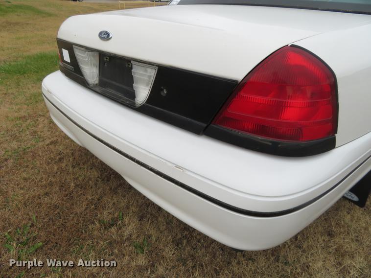 image for item DC0778 2000 Ford Crown Victoria Police Interceptor
