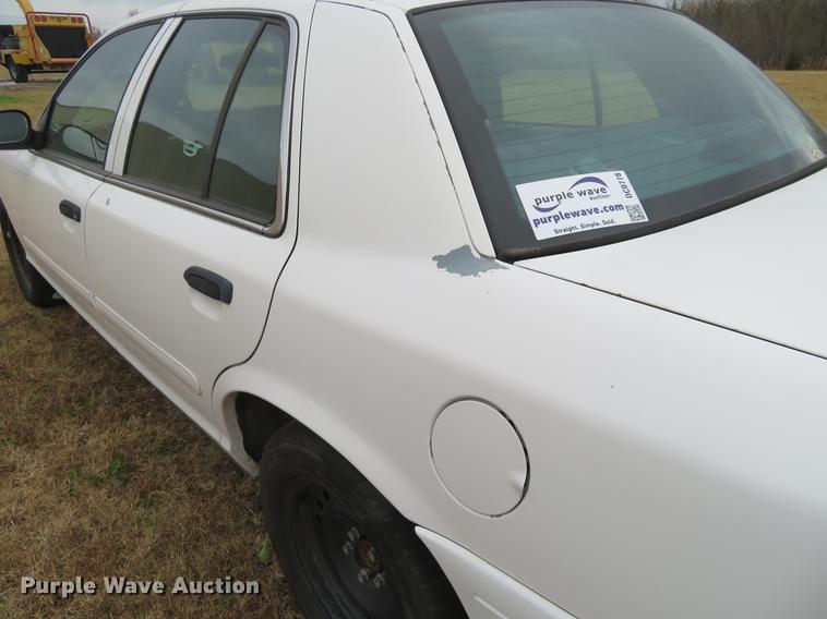 image for item DC0778 2000 Ford Crown Victoria Police Interceptor