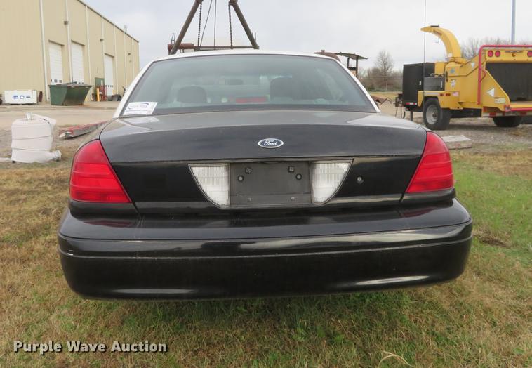 image for item DC0779 2005 Ford Crown Victoria Police Interceptor