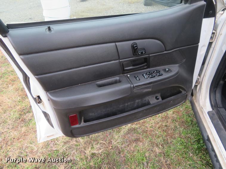 image for item DC0779 2005 Ford Crown Victoria Police Interceptor