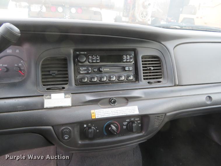 image for item DC0779 2005 Ford Crown Victoria Police Interceptor