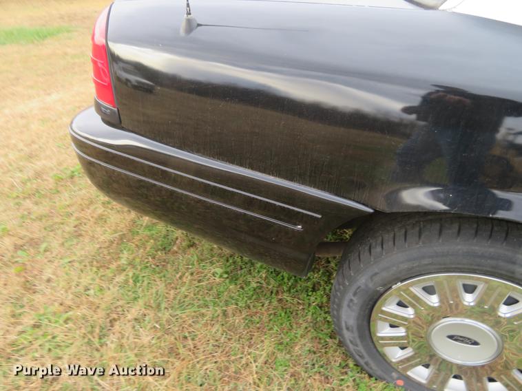 image for item DC0779 2005 Ford Crown Victoria Police Interceptor