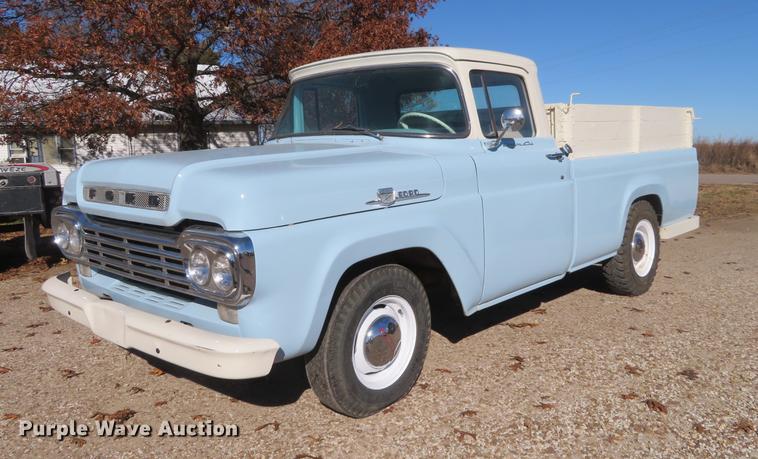 image for item DC0780 1959 Ford F250 dump bed pickup truck