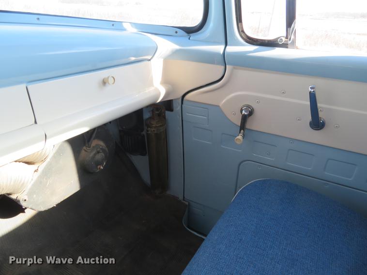 image for item DC0780 1959 Ford F250 dump bed pickup truck