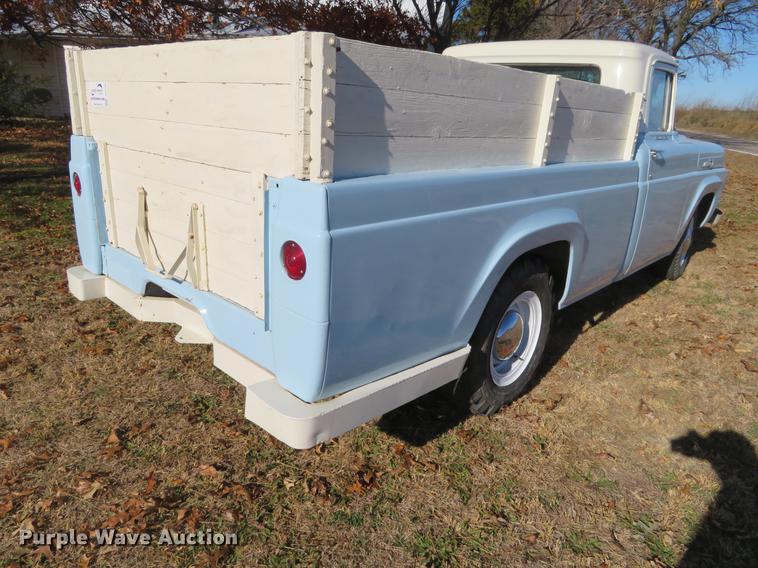 image for item DC0780 1959 Ford F250 dump bed pickup truck