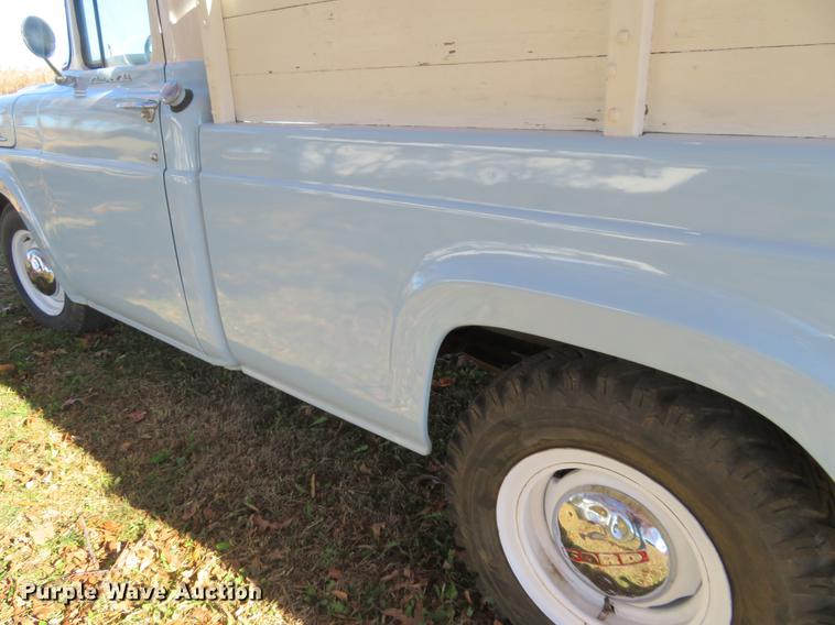 image for item DC0780 1959 Ford F250 dump bed pickup truck