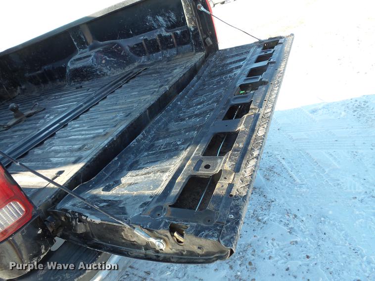 image for item DC1130 2000 Ford F350 Super Duty Crew Cab pickup truck