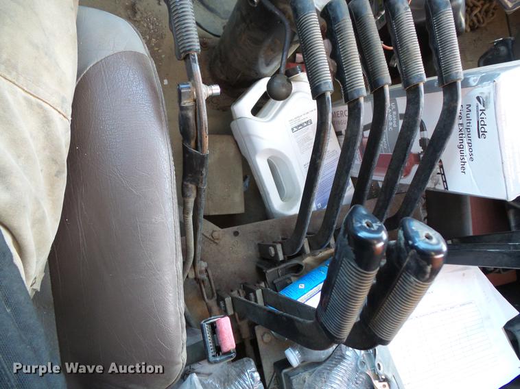 image for item DC1131 1998 International 4900 dump truck