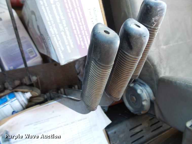 image for item DC1131 1998 International 4900 dump truck