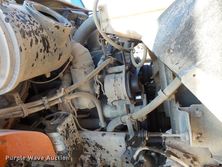 image for item DC1131 1998 International 4900 dump truck