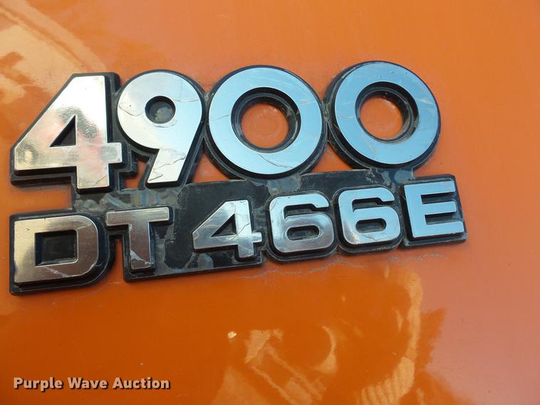 image for item DC1131 1998 International 4900 dump truck